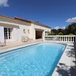 La Cèzenole - Climatisée 5 étoiles - Piscine Chauffée - Label Famille - Gorges De La Cèze *