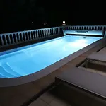 La Cèzenole - Climatisée 5 étoiles - Piscine Chauffée - Label Famille - Gorges De La Cèze Villa