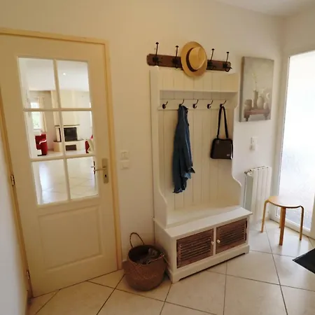 La Cezenole Villa *